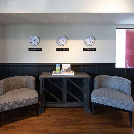 Surestay Hotel By Best Western Castlegar Beltér fotó